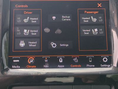 2022 Jeep Cherokee - Photo 26