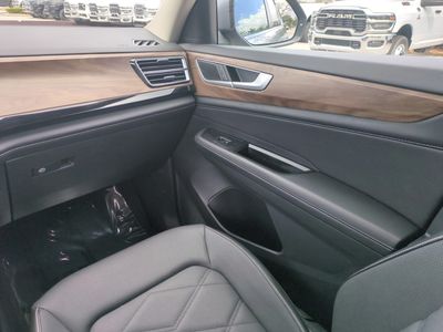 2024 Volkswagen Atlas - Photo 18