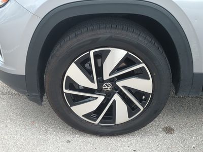 2024 Volkswagen Atlas - Photo 11