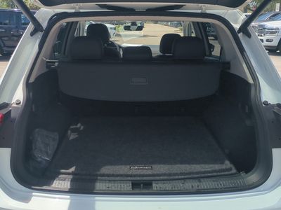 2022 Volkswagen Tiguan - Photo 13