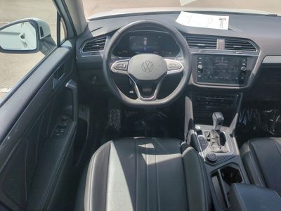 2022 Volkswagen Tiguan - Photo 17