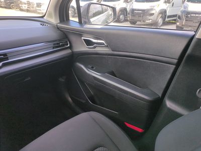 2023 Kia Sportage Hybrid - Photo 17