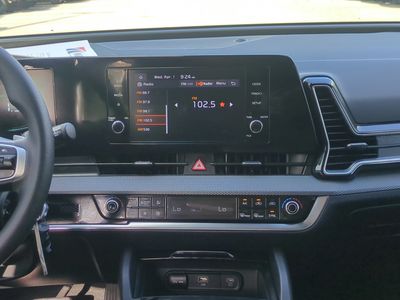 2023 Kia Sportage Hybrid - Photo 18