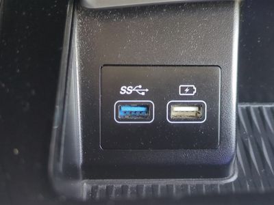 2023 Genesis G80 - Photo 22