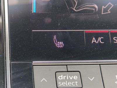 2025 Audi Q7 - Photo 26