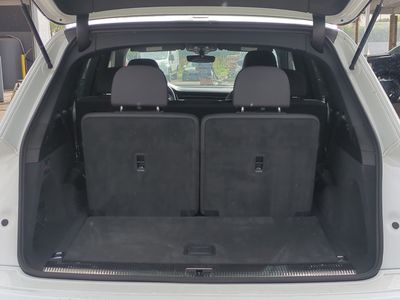 2025 Audi Q7 - Photo 13