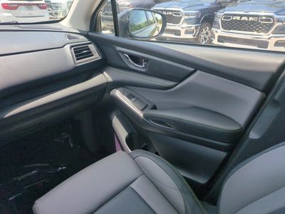 2024 Subaru Ascent - Photo 18