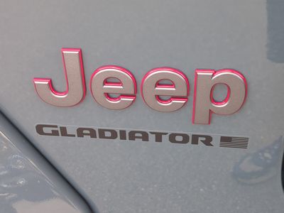 2026 Jeep Gladiator — photo 22 view