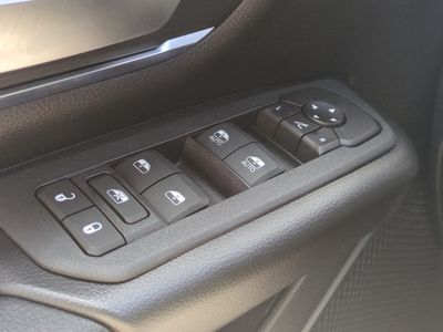 2026 Ram 1500 — photo 25 view