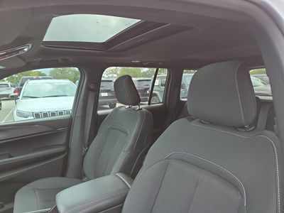 2025 Jeep Grand Cherokee - Photo 21