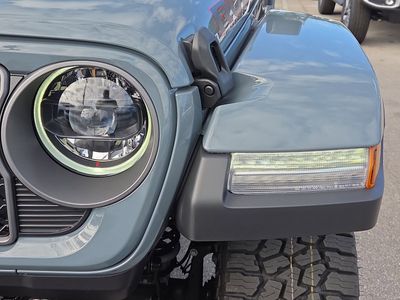 2026 Jeep Gladiator - Photo 10