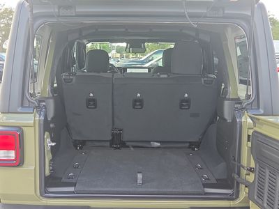 2026 Jeep Wrangler — photo 13 view
