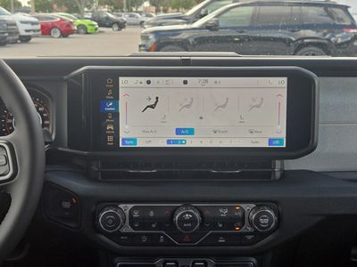 2026 Jeep Wrangler — photo 19 view