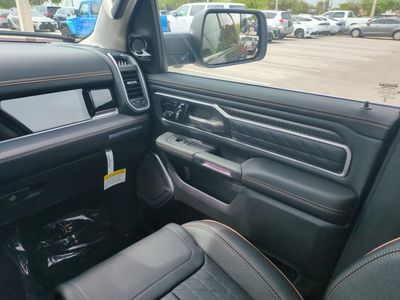 2026 Ram 1500 — photo 17 view