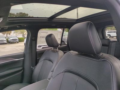 2026 Jeep Grand Cherokee — photo 22 view