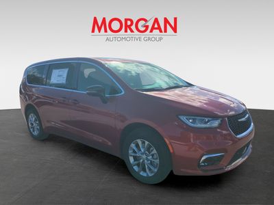 2026 Chrysler Pacifica - Photo 2