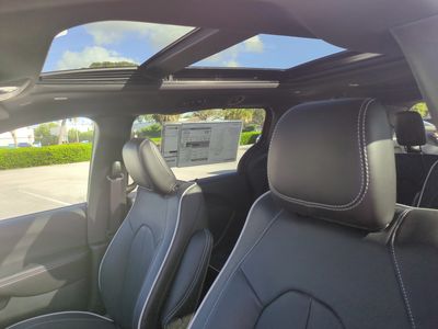2026 Chrysler Pacifica - Photo 22