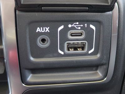 2026 Jeep Wrangler - Photo 22