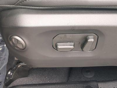 2026 Jeep Wrangler - Photo 22