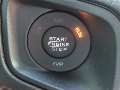 2026 Jeep Wrangler - Photo 30