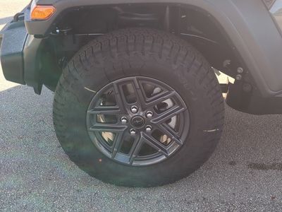 2026 Jeep Wrangler - Photo 11