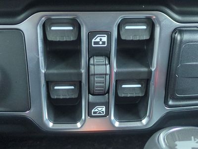 2026 Jeep Wrangler - Photo 26