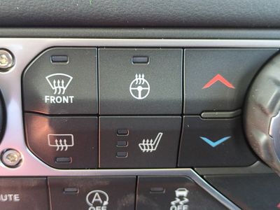 2026 Jeep Gladiator - Photo 24