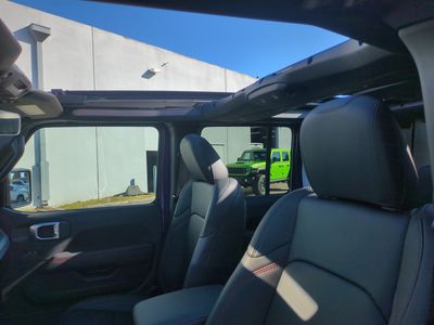 2026 Jeep Wrangler - Photo 21
