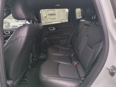 2026 Jeep Compass - Photo 14