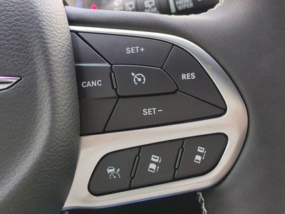 2025 Chrysler Pacifica - Photo 27