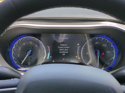 2025 Chrysler Pacifica - Photo 28