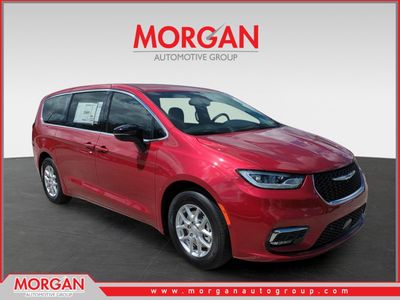 2025 Chrysler Pacifica - Photo 1