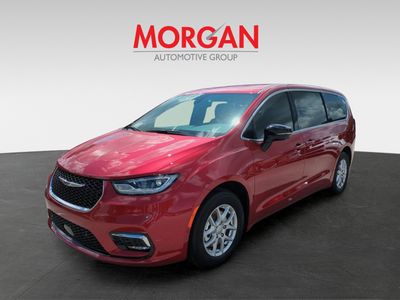 2025 Chrysler Pacifica - Photo 9