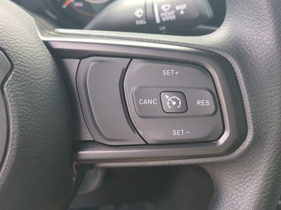 2026 Jeep Wrangler - Photo 27