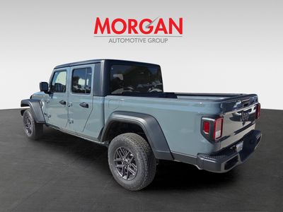 2026 Jeep Gladiator — photo 7 view