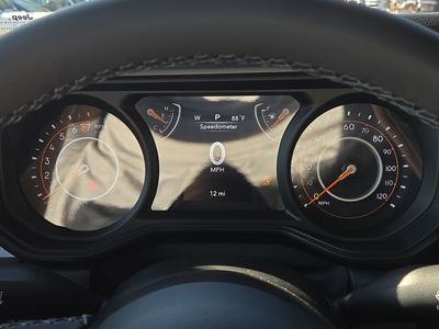 2026 Jeep Gladiator — photo 28 view