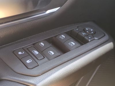 2026 Ram 1500 — photo 25 view