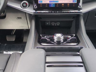 2026 Jeep Grand Wagoneer L - Photo 20