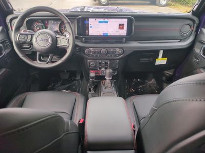2026 Jeep Wrangler - Photo 15
