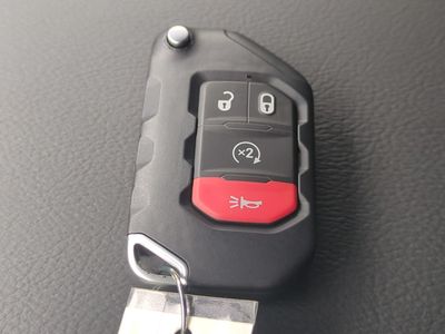 2026 Jeep Wrangler - Photo 31