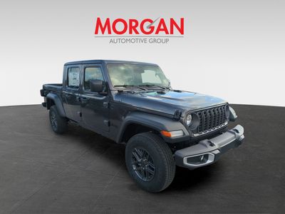 2026 Jeep Gladiator — side profile view