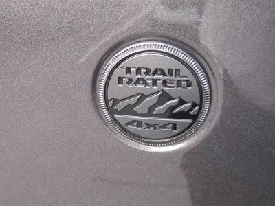 2026 Jeep Gladiator — photo 13 view
