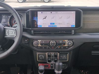 2026 Jeep Gladiator - Photo 20