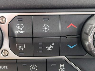 2026 Jeep Wrangler — photo 25 view