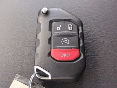 2026 Jeep Wrangler — photo 32 view