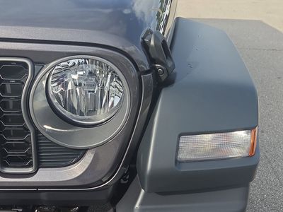 2026 Jeep Wrangler — photo 10 view
