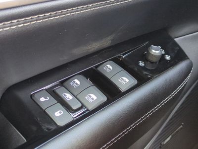 2026 Jeep Grand Wagoneer - Photo 26
