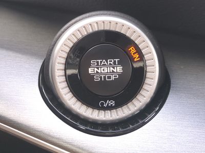 2026 Jeep Grand Wagoneer - Photo 31