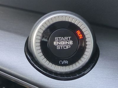 2026 Jeep Grand Wagoneer - Photo 31