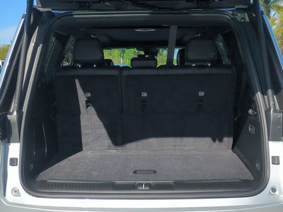 2026 Jeep Grand Wagoneer - Photo 13